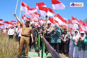 Sambut HUT RI ke 79, Polres Bondowoso Kibarkan Bendera Merah Putih di Kawah Wurung dan Peringati Hari Jadi Pramuka