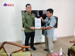 Penyerahan Dokumen Perjanjian Kesepakatan TIM Terpadu 1 September 2007