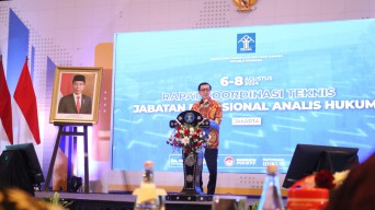 Menkumham Kukuhkan Pengurus Persatuan Analis Hukum Seluruh Indonesia 