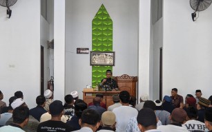Ustadz Dr. Wijayanto Berikan Tausyiah kepada Warga Binaan Lapas Kerobokan