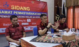 Lapas Kerobokan Gelar Sidang TPP Tentang Pengangkatan Tamping Kebersihan Area Kantor
