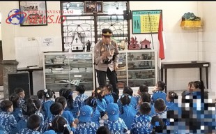 Kanit Binmas Polsek Denbar Laksanakan Program Polisi Sahabat Anak Sekolah TK