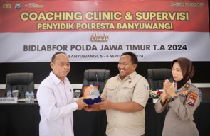 Tingkatkan Kualitas Pelayanan Polresta Banyuwangi Gelar Coaching Clinic