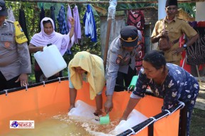 Polres Malang Salurkan Bantuan Air Bersih di Dua Desa