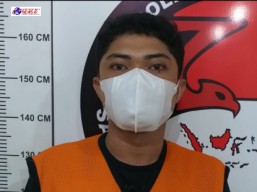Kurir Narkoba Bratang Gede Dibekuk, Polisi Sita Puluhan Paket Sabu Siap Edar