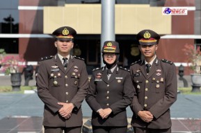 Berprestasi di Kancah Internasional, Tiga Perwira Ini Dapat Pin Emas Dari Kapolri