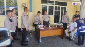 Polres Pelabuhan Tanjung Perak Tingkatkan Pengamanan Gudang KPU Pilkada 2024
