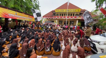 Harunya Perpisahan Kapolsek Simokerto, Jejak Dedikasinya Akan Selalu Diingat dan Dihargai Masyarakat