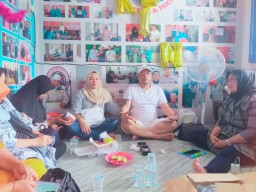 Tiga Media Dibawah Naungan Dirut Umar Hayat Lakukan Giat Arisan Bulanan Untuk Jalin Tali Silaturrahmi dan Kekompakan