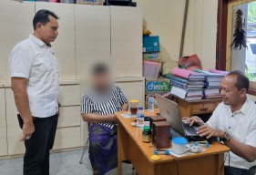 Diduga Lakukan Pencabulan Terhadap Santriwatinya, Pengasuh Pondok Pesantren Dijemput Paksa Oleh Penyidik Polres Bangkalan