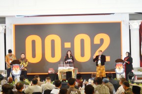 Polres Ponorogo Terjunkan 300 Personel Gabungan, Debat Publik Kedua Pilkada 2024 Berjalan Kondusif