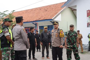 H-2 Puncak Pilkada, Kapolres Sampang dan Dandim 0828/Sampang Laksanakan Patroli Kamtibmas