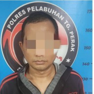 Seorang Kurir Beserta Barang Bukti 57.315 Pil LL, Berhasil Diciduk Satresnarkoba Polres Pelabuhan Tanjung Perak
