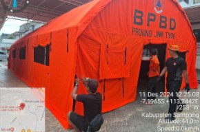 RSUD Mohammad Zyn Sampang Dirikan Tenda Darurat, Akibat Ruang Isolasi dan IGD Penuh Pasien