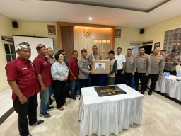 Brigjen Pol. Badya Wijaya Apresiasi 3 Pilar Simokerto Saat Kunjungi Kampung Inovatif Tambak Segaran Surabaya