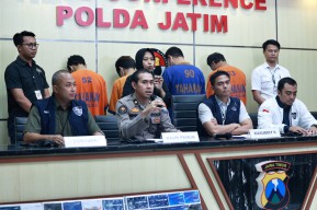 Wujudkan Asta Cita, Polda Jatim Berhasil Bongkar Kasus Perjudian dan TPPU Jaringan Internasional