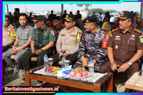 Kapolres Bangkalan Dampingi Menteri Pertanian Dalam Tinjau Panen Raya