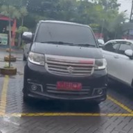 AMI Angkat Bicara Saat Mobil Dinas Berplat Merah Terlihat di Lamongan Plaza Pada Hari Libur Nasional
