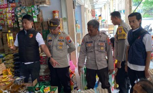 Sidak Satgas Pangan Polres Nganjuk Temukan Minyak Goreng Kemasan Berkurang Isi