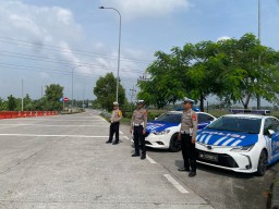 Polres Nganjuk Gelar Patroli Jalur Black Spot dan Mitigasi Palang Pintu KA Jelang Puncak Arus Mudik gratis