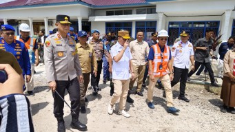 Pastikan Sembako Tercukupi Dan Arus Mudik Aman, Kapolda Kalteng Bersama Gubernur dan Danrem Tinjau Pasar Tradisonal, Ban