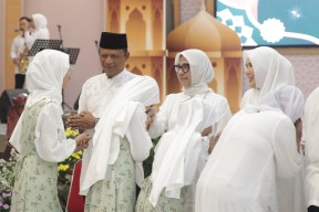 Sambut Idul Fitri Polda Jatim Laksanakan Sholat Id dan Gelar Halalbihalal