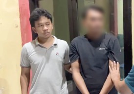 Satresnarkoba Polres Bangkalan Tangkap Pria Bawa 56 Butir Ekstasi yang Hendak Dipaketkan ke Banjarmasin