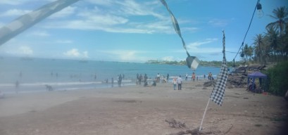 Pengamanan Hari Raya Idul Fitri di Pantai binuangeun oleh TNI Polri dan Karang Taruna
