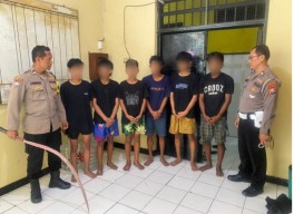 Polsek Kenjeran Berhasil Gagalkan Tawuran Remaja di Surabaya, Amankan Enam Pelaku dan Sajam