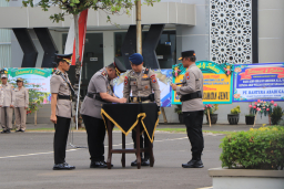Kunjungan Kerja, Kapolda Jatim Pimpin Upacara Sertijab Kapolres Tuban