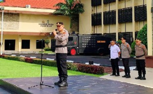Polda Sulut Gelar Apel Siaga Pengamanan Hari Buruh Internasional 2025