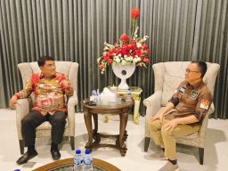 Gubernur Sulut Yulius S.K. Terima Kunjungan Senator Stefanus Liow, Bahas Strategi Pembangunan Berkelanjutan