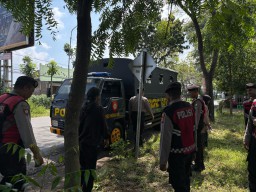 Polres Nganjuk Tertibkan Premanisme, Amankan Pengamen di Lampu Merah Jlumpang. 