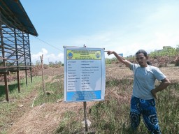 Protes Warga Desa Harapan Mulia, Proyek Budidaya Ayam Petelur 100Jt Terindikasi Penyimpangan. 