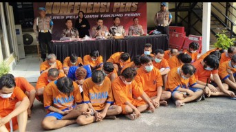Berantas Premanisme dan Pelaku Curanmor, Polres Tanjung Perak Bekuk 37 Tersangka