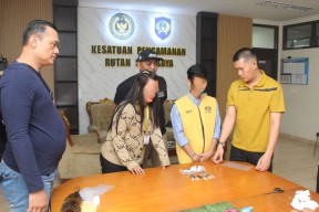Pengunjung Tertangkap Petugas Rutan Saat Mencoba Selundupkan Barang Terlarang