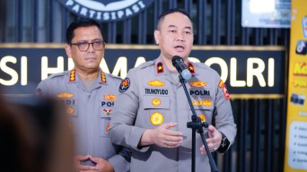 Robot Humanoid hingga Robot Dog Beratribut Polisi Ramaikan Monas dalam Persiapan Hari Bhayangkara ke-79