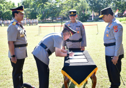 Brigjen Baskoro Resmi Gantikan Brigjen Awi Setiyono Sebagai Wakapolda NTT