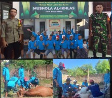 Babinkamtibmas Babinsa .Pantau kegiatan Penyembelihan sapi Qurban di mushola Al ikhlas. Bulakmiri   