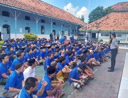 Tegaskan Zero Halinar, Karutan Sampang Berikan Pengarahan kepada Warga Binaan