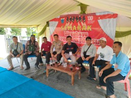 Warga Desa Malangnengah Meriahkan HUT RI ke-80 dengan Berbagai Perlombaan Tradisional