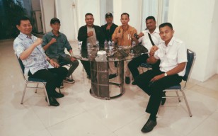 Hangat dan Penuh Inspirasi: Maykel Pusung dan Wagub Mailangkay Kenang Perjuangan Politik di Kantor Gubernur Sulut