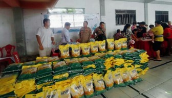 Polri Salurkan Hampir 500 Ton Beras SPHP Lewat Gerakan Pangan Murah di Sulut