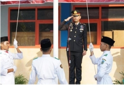 Polres Nganjuk dan Polsek Jajaran Serentak Jadi Pembina Upacara HUT RI ke-80