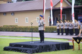 Perkuat Jiwa Nasionalisme, Polri Gelar Upacara Hari Juang 2025 di Mabes Polri