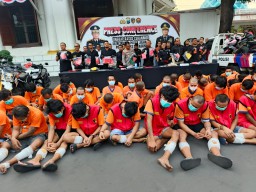 Selama Bulan Agustus, Polrestabes Surabaya Ungkap Kasus dan Amankan 49 Tersangka