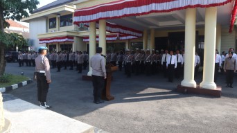 Kapolres Nganjuk Intruksikan Personel Siaga, Tegaskan Jaga Mako dan Obyek Vital