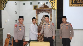 Safari Subuh, Kapolres Nganjuk Ajak Jamaah Gaungkan  Ayo Jogo Nganjuk