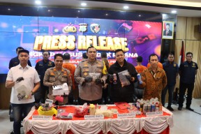 Polres Pelabuhan Tanjung Priok Ungkap Pengoplos Gas 3 Kg Subsidi ke Tabung Portable