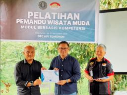 Thumbnail Kegiatan Dinas Pariwisata Kota Tomohon Menuai Apresiasi, Telaga Homestay Jadi Bukti Sinergi Majukan Pariwisata Daerah Kegiatan Dinas Pariwisata Kota Tomohon Menuai Apresiasi, Telaga Homestay Jadi Bukti Sinergi Majukan Pariwisata Daerah